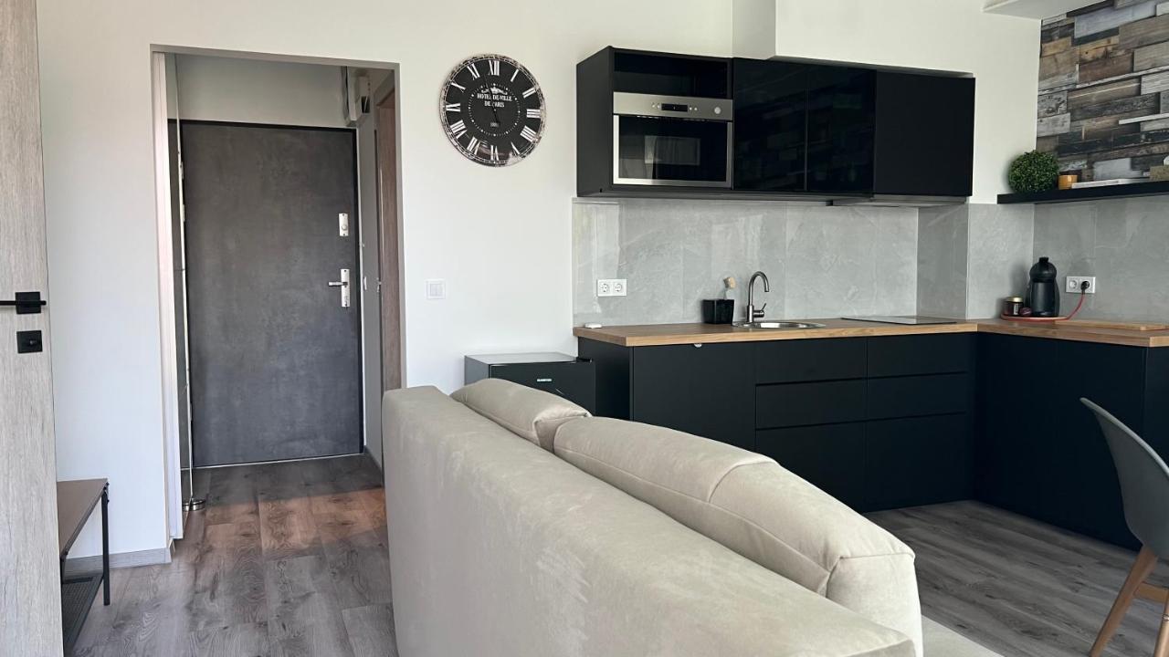 Villa Bauhaus Wellness Apartman 202 Шіофок Екстер'єр фото